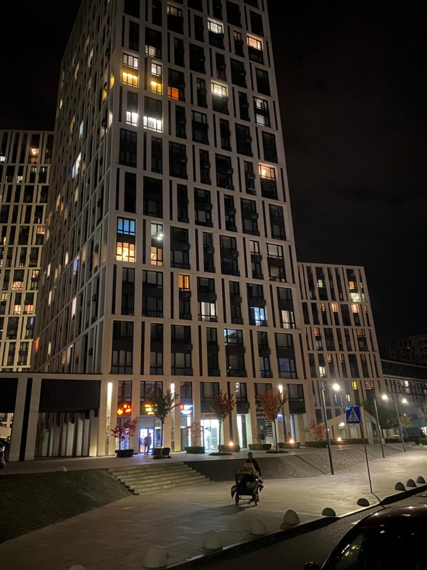 Slavutich Apartment Number 3 Kiev Bagian luar foto