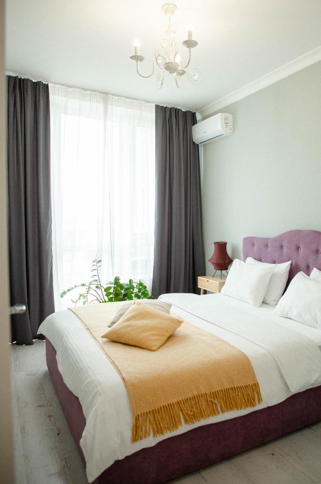 Slavutich Apartment Number 3 Kiev Bagian luar foto